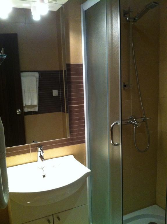 Apartments And Rooms Grand Palazzo Budva Zimmer foto