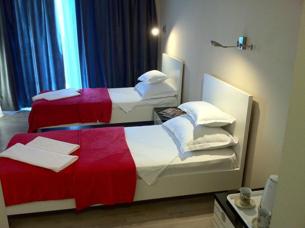 Apartments And Rooms Grand Palazzo Budva Zimmer foto