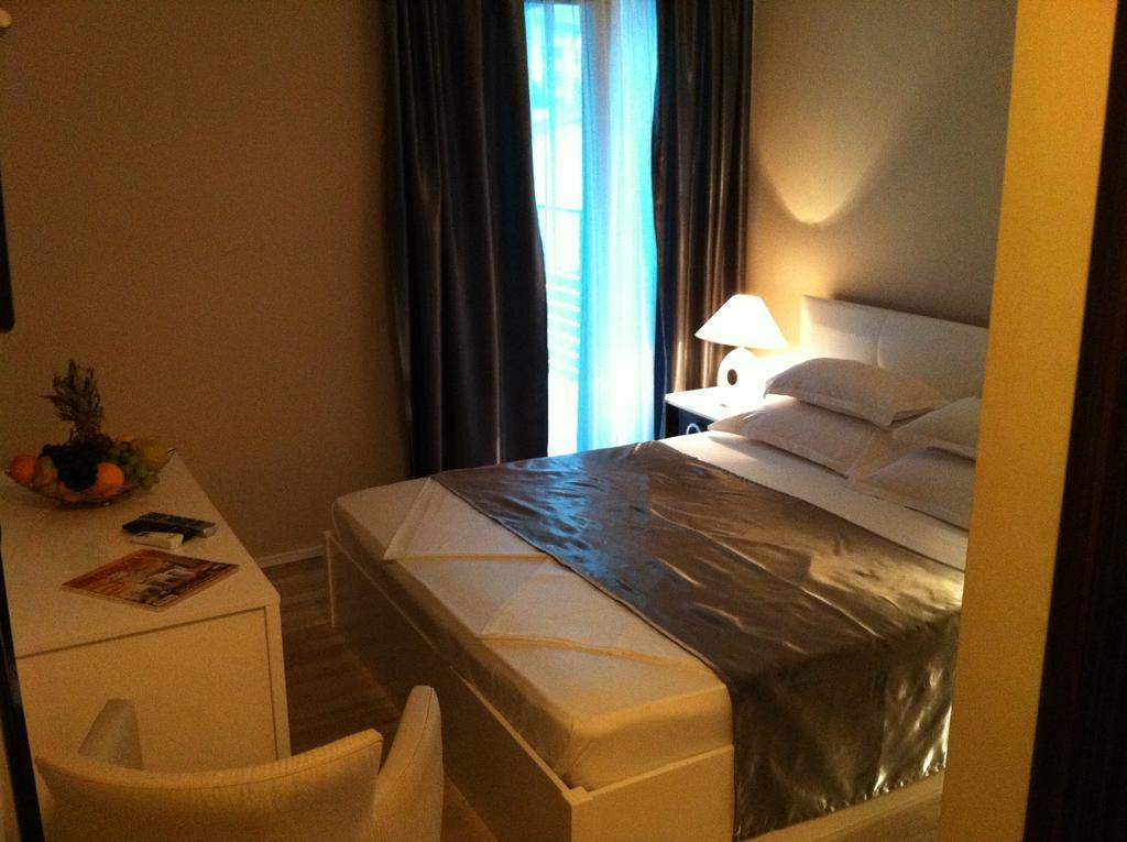 Apartments And Rooms Grand Palazzo Budva Zimmer foto
