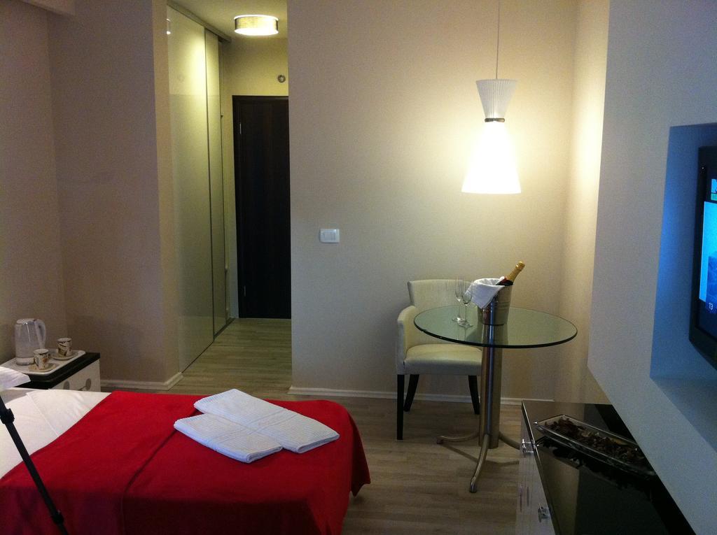 Apartments And Rooms Grand Palazzo Budva Zimmer foto